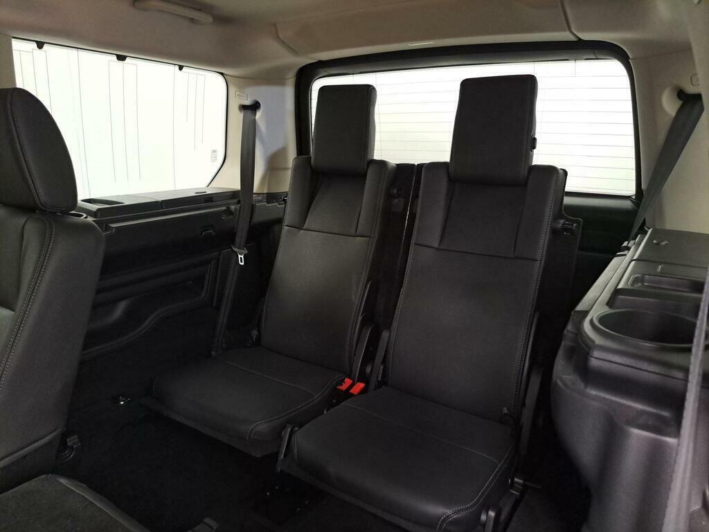 Land Rover Discovery 4 3L Landmark Black #14