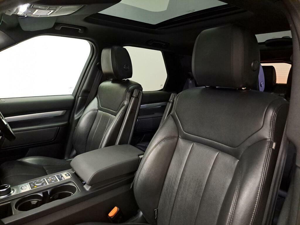 Land Rover Discovery  Silver #12