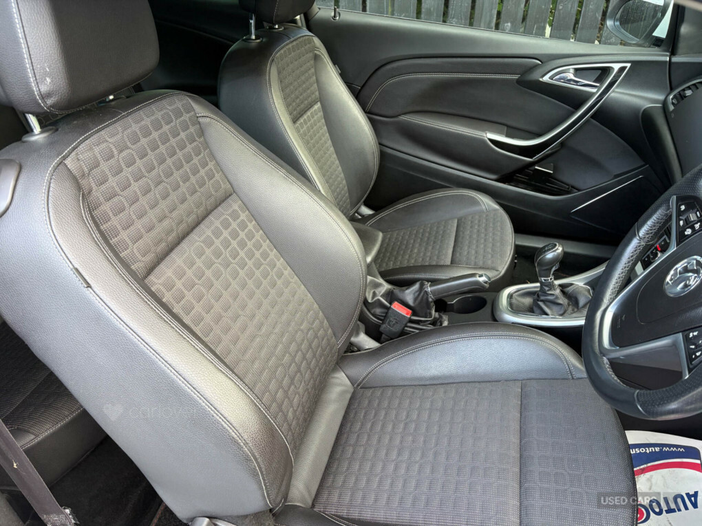 Vauxhall Astra GTC Sri Silver #8