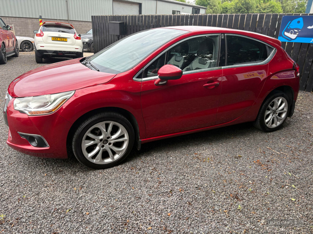 Citroen DS4 1.6 E-hdi 115 Airdream Dstyle Egs6 Red #4