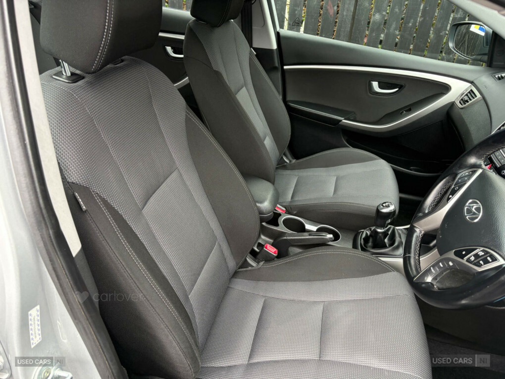 Hyundai I30 1.6 Crdi Blue Drive Se  #6