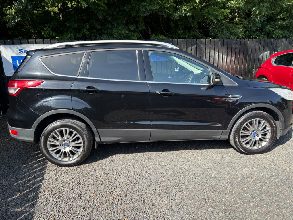 Ford Kuga 2.0 Tdci Titanium 2Wd Black #6