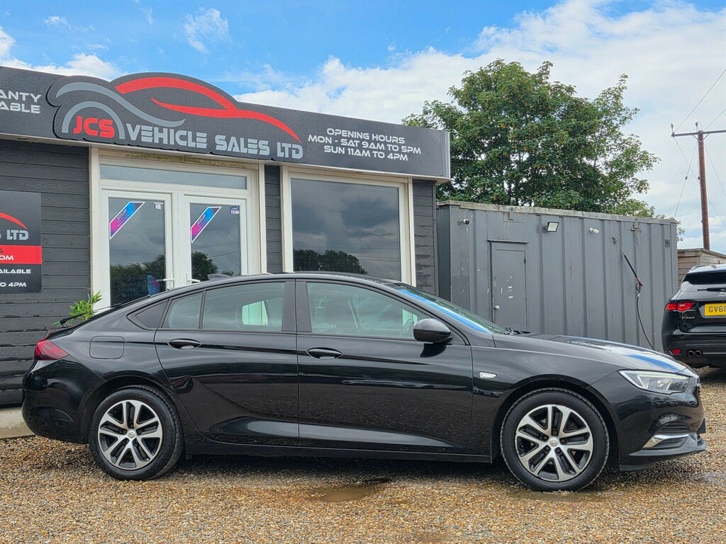 Vauxhall Insignia 1.6 Turbo D Ecotec Design Nav Grand Sport Euro 6 #3