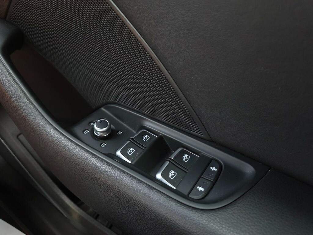 Audi S3 S3 Sportback Tfsi Quattro S-a Black #61