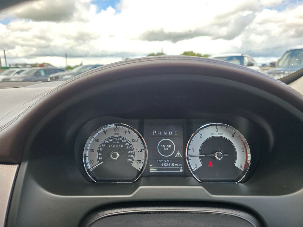 Jaguar XF 3.0 V6 Luxury Grey #36