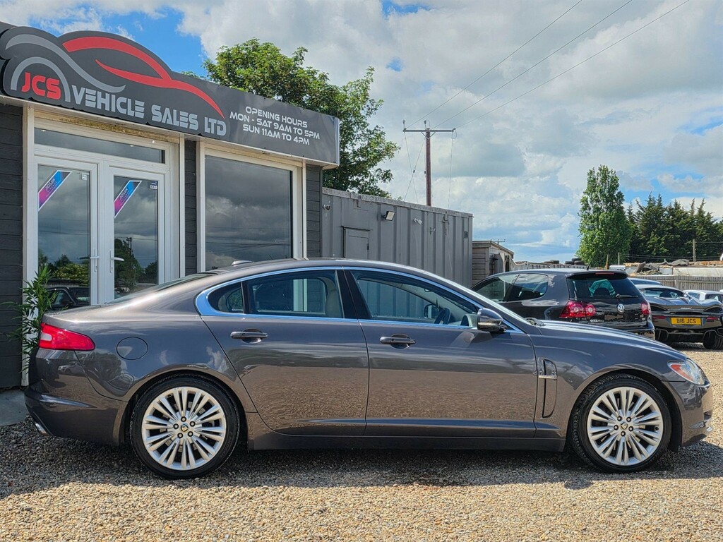 Jaguar XF 3.0D V6 Premium Luxury Euro 5 #4