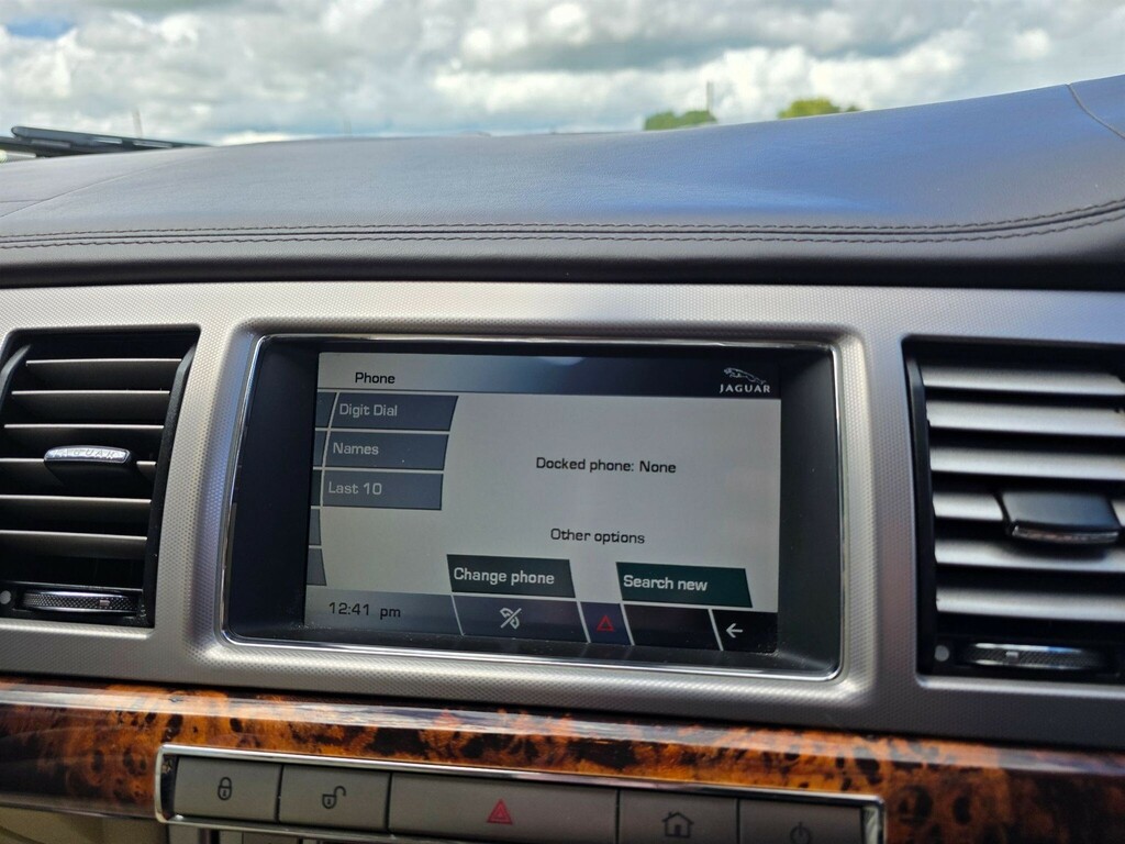 Jaguar XF 3.0 V6 Luxury Grey #31