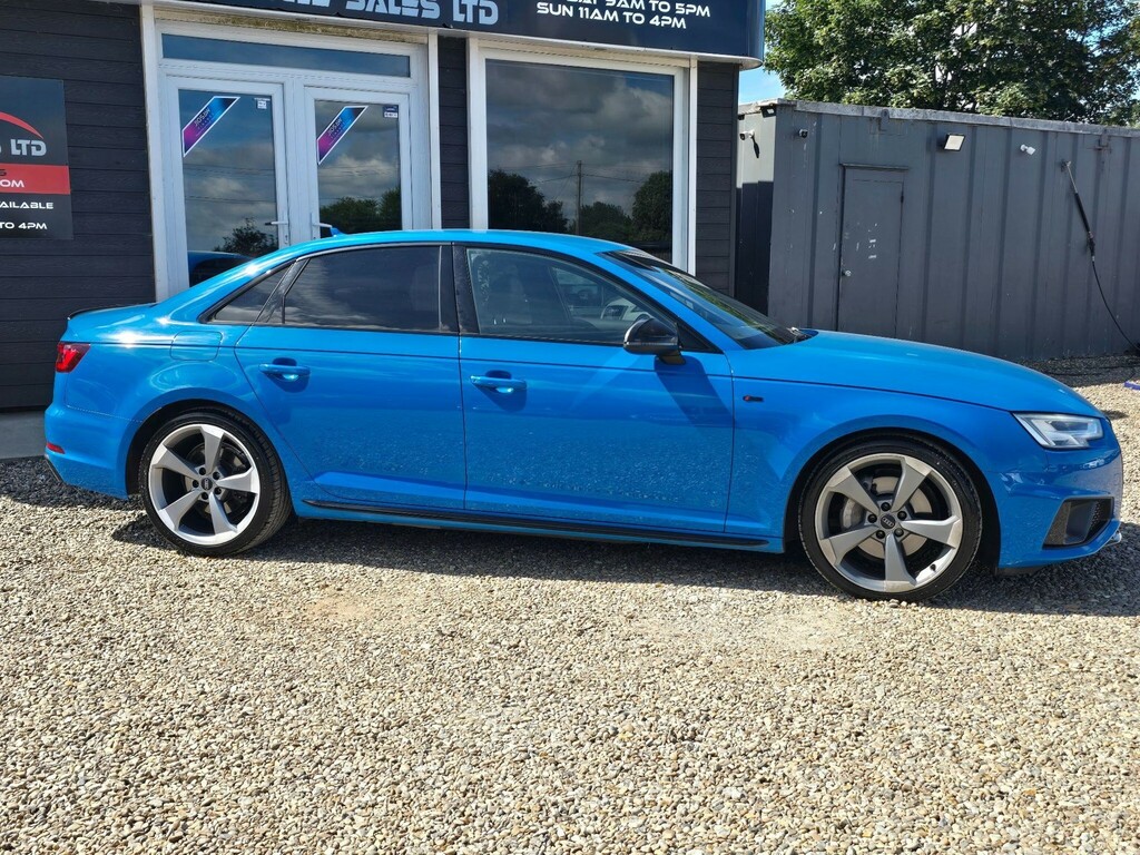 Audi A4 2.0 Tdi 40 Black Edition S Tronic Quattro Euro 6 Blue #2