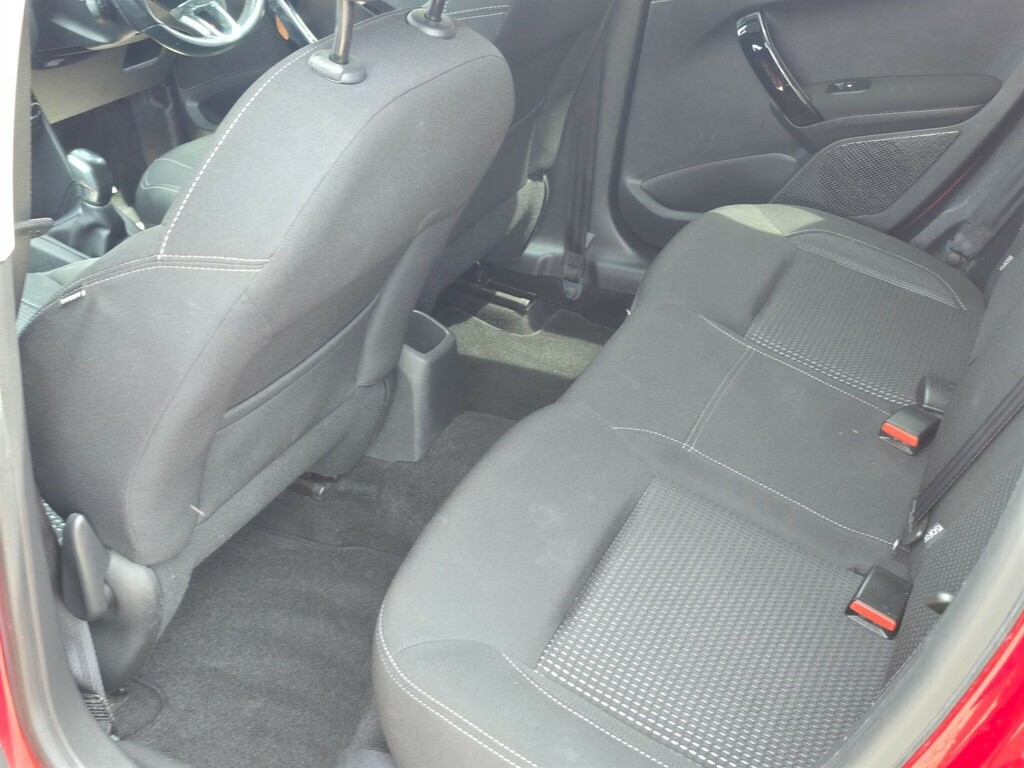 Peugeot 208 1.2 Puretech 82 Tech Edition Start Stop White #17