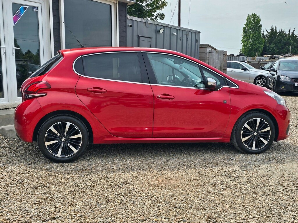 Peugeot 208 1.2 Puretech Tech Edition Euro 6 Ss #4