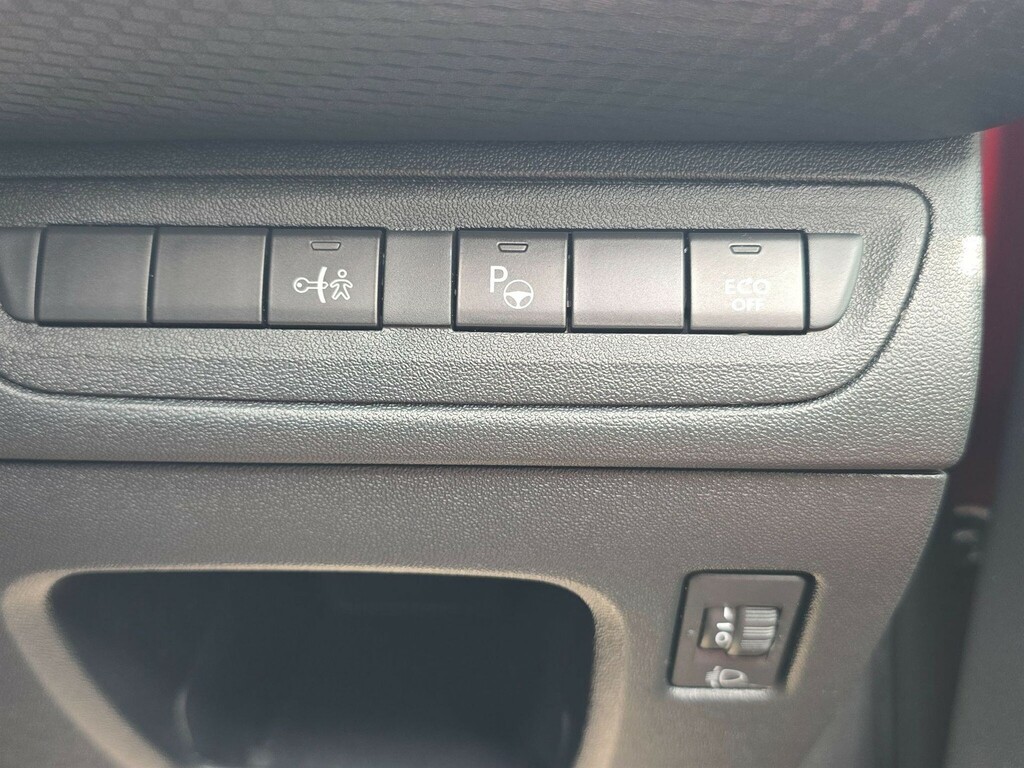 Peugeot 208 1.2 Puretech 82 Tech Edition Start Stop White #28