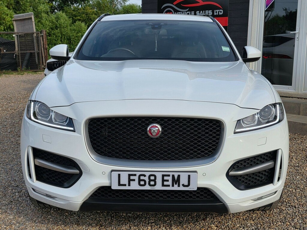 Jaguar F-Pace 2.0 D180 Portfolio Suv Awd Euro 6 Red #14