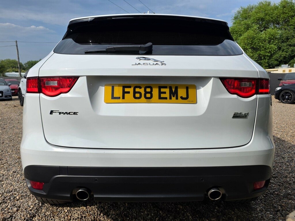 Jaguar F-Pace 2.0 D180 Portfolio Suv Awd Euro 6 Red #7