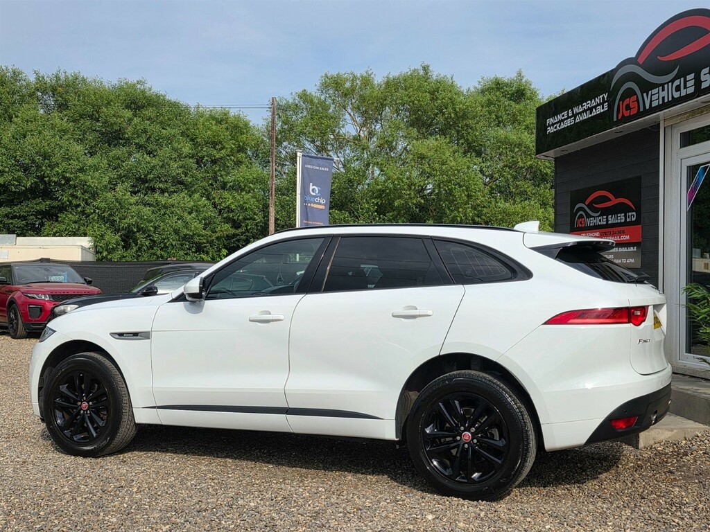 Jaguar F-Pace 2.0 D180 Portfolio Suv Awd Euro 6 Red #9