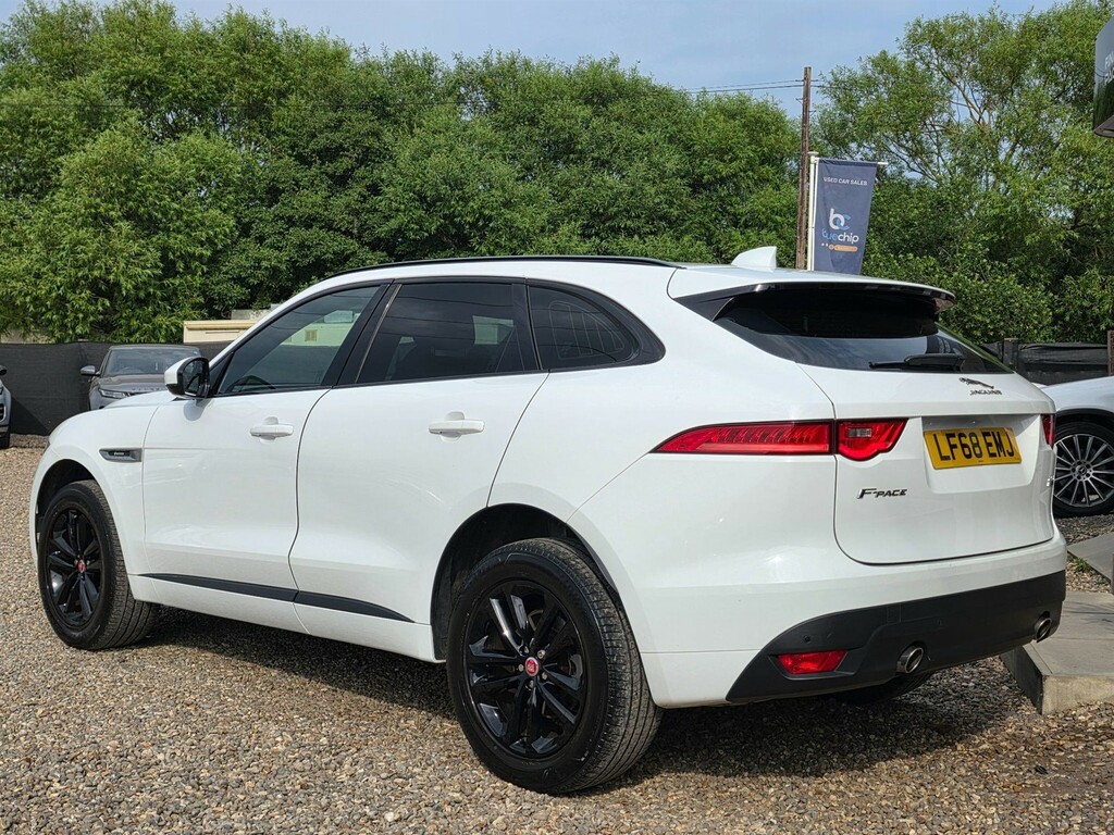 Jaguar F-Pace 2.0 D180 Portfolio Suv Awd Euro 6 Red #8
