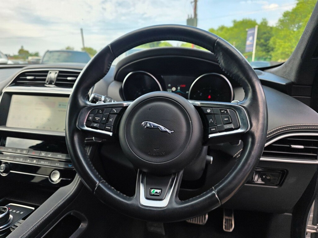 Jaguar F-Pace 2.0 D180 Portfolio Suv Awd Euro 6 Silver #29