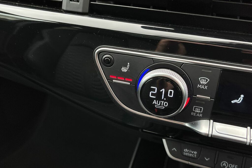 Audi RS4 Avant Rs 4 Avant Competition 450 Ps Tiptronic Black #37