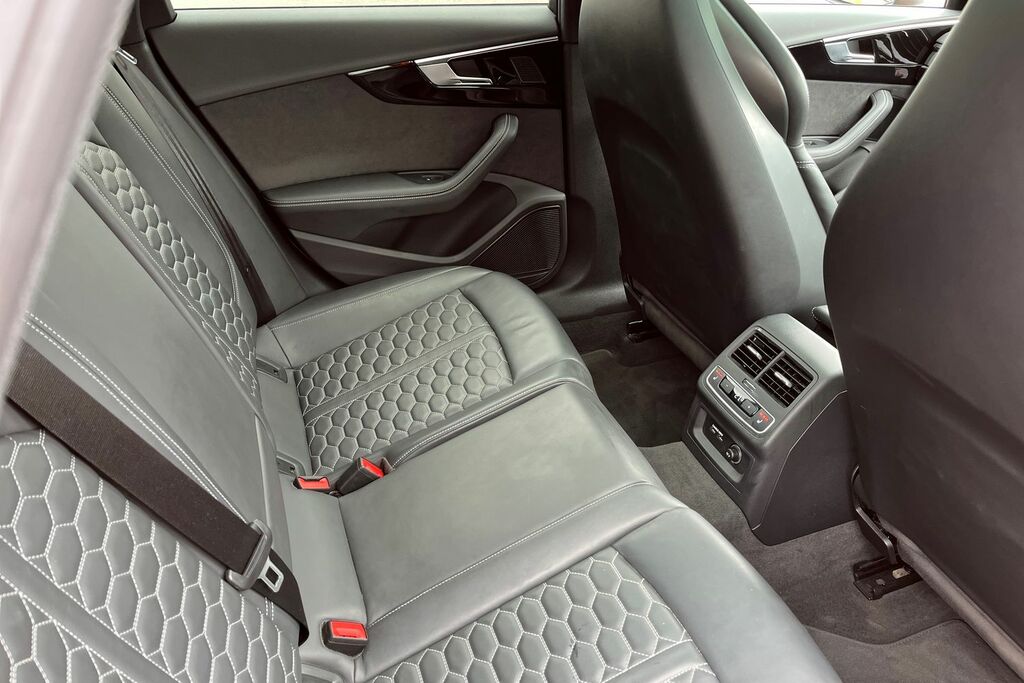 Audi RS4 Avant Rs 4 Avant Competition 450 Ps Tiptronic Black #44