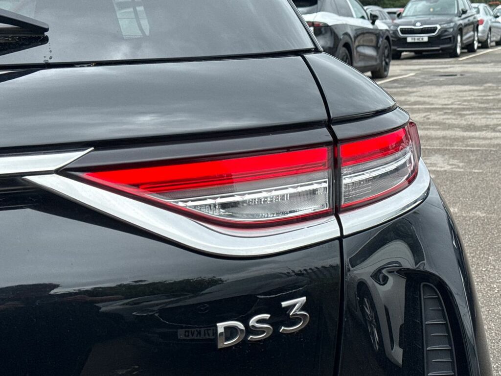 DS DS 3 Crossback Ds3 Crossback Prestige Puretech Ss White #24