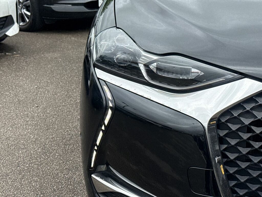 DS DS 3 Crossback Ds3 Crossback Prestige Puretech Ss White #19