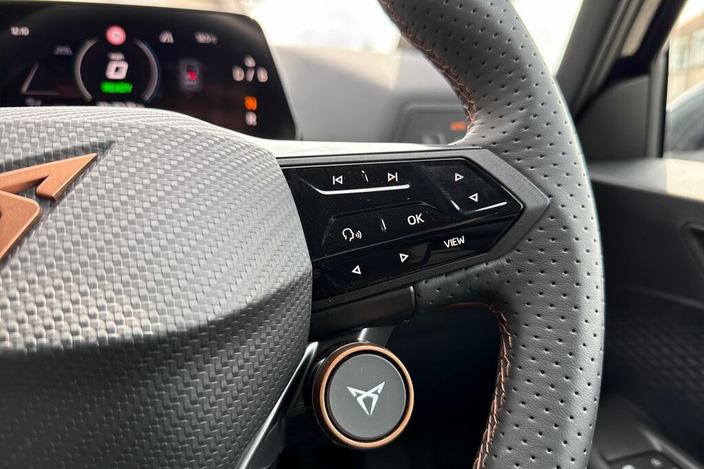 Cupra Born V3 Silver #17