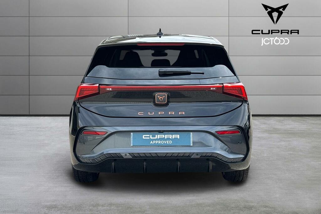 Cupra Born V3 Silver #7