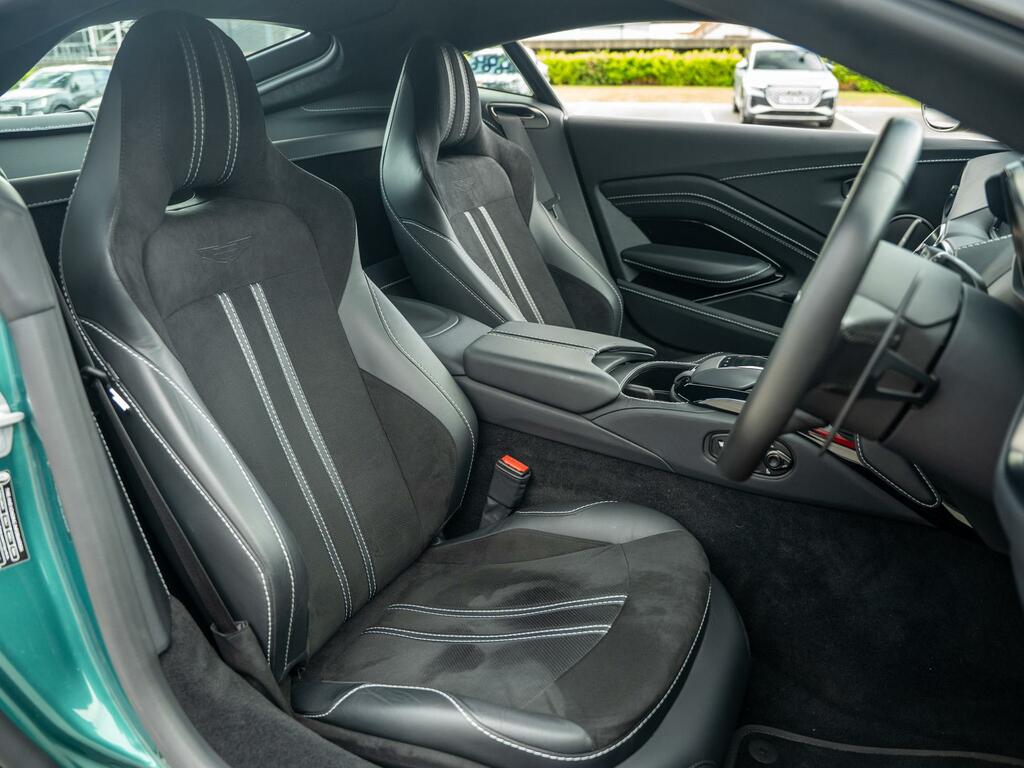 Aston Martin Vantage Zf 8 Speed Red #18