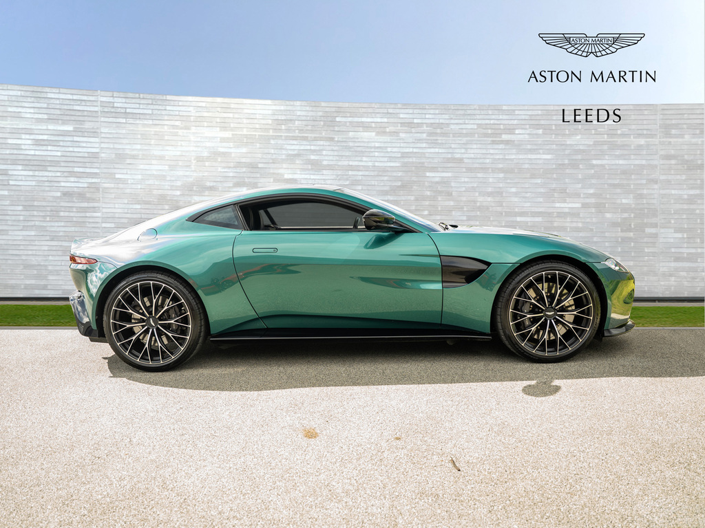 Aston Martin Vantage Zf 8 Speed Red #30