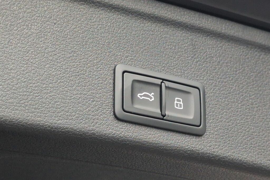 Audi RS4 Avant Rs 4 Avant Carbon Black 450 Ps Tiptronic Black #49