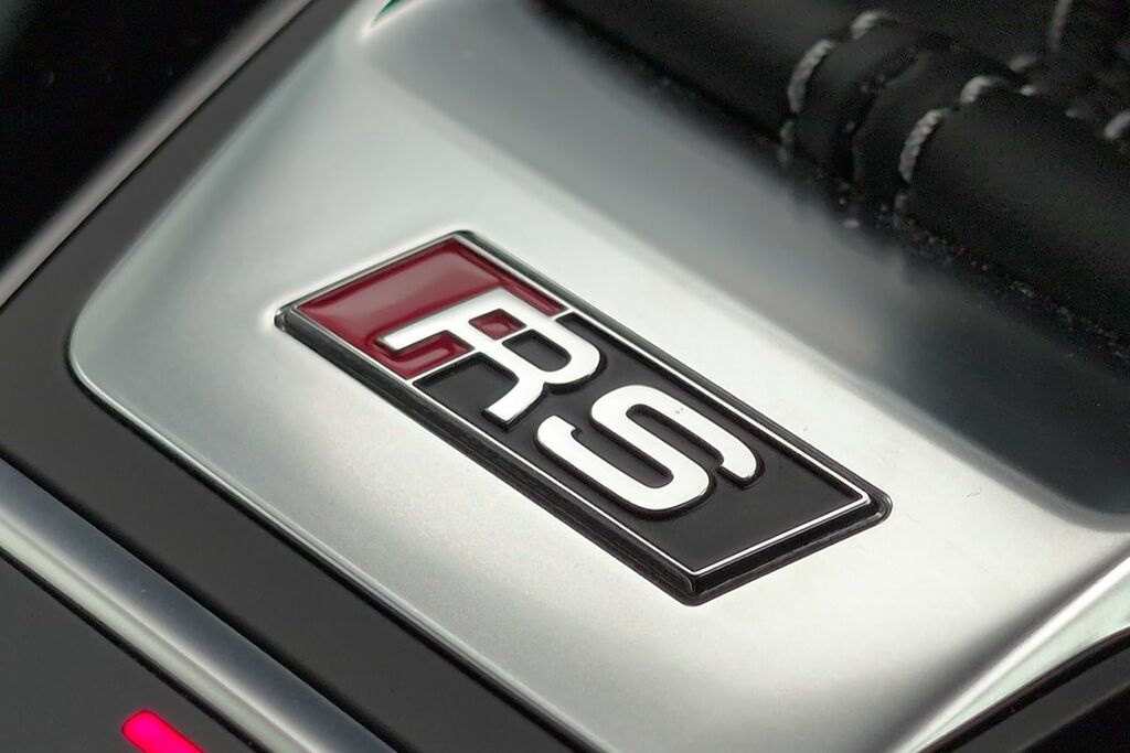 Audi RS4 Avant Rs 4 Avant Carbon Black 450 Ps Tiptronic Black #29