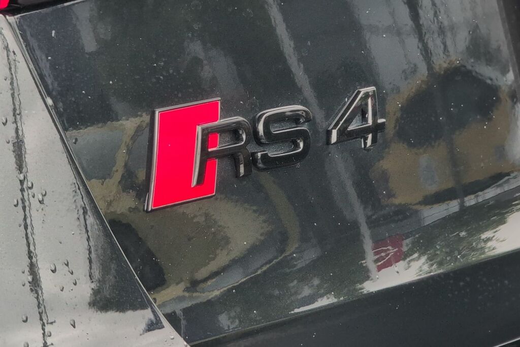 Audi RS4 Avant Rs 4 Avant Carbon Black 450 Ps Tiptronic Black #48