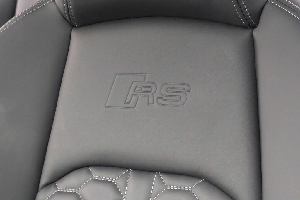 Audi RS4 Avant Rs 4 Avant Carbon Black 450 Ps Tiptronic Black #46