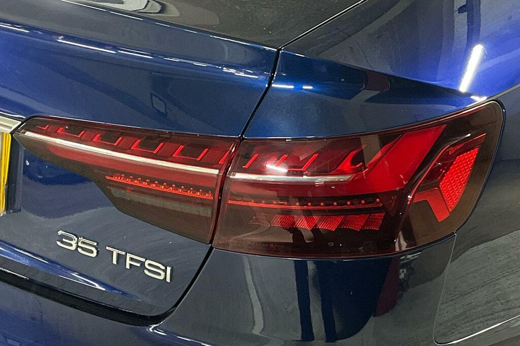 Audi A4 Tdi Black Edition Black #18