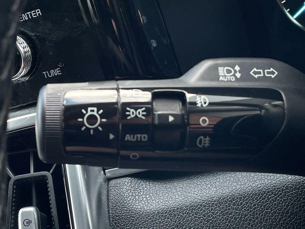 Kia Sorento 2 Red #40