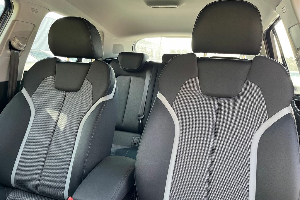 Audi Q2 35 Tfsi Black Edition S Tronic Tech Pro Grey #21