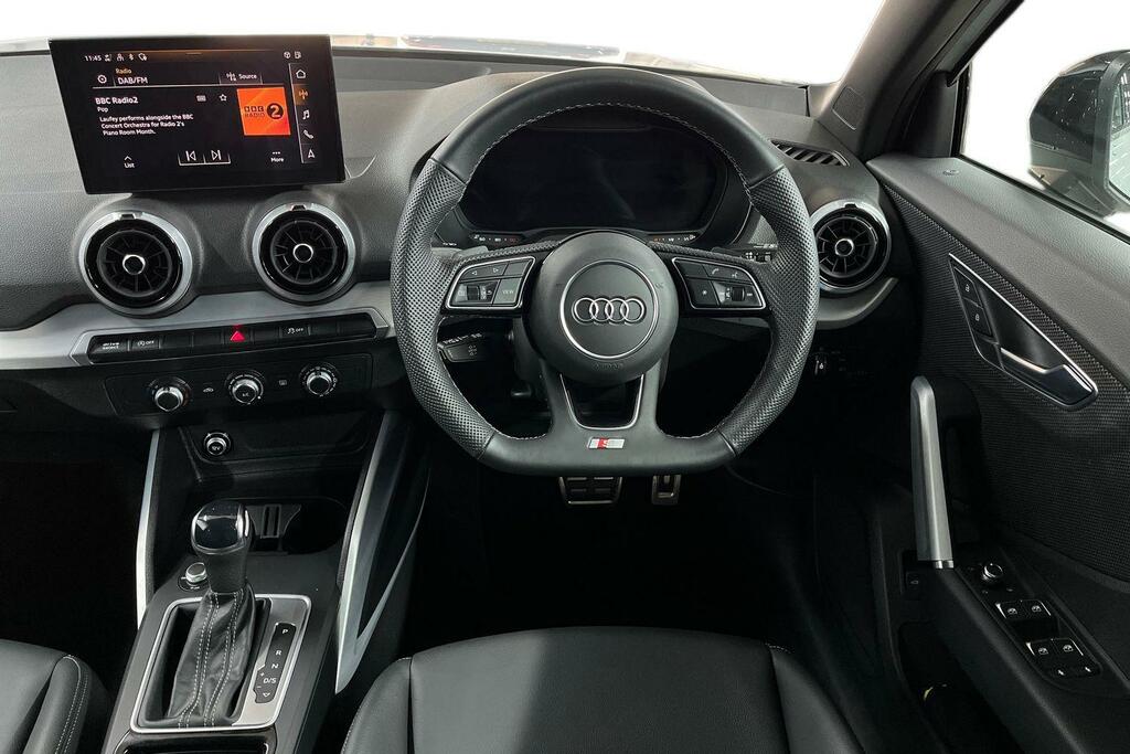 Audi Q2 35 Tfsi Black Edition Black #11