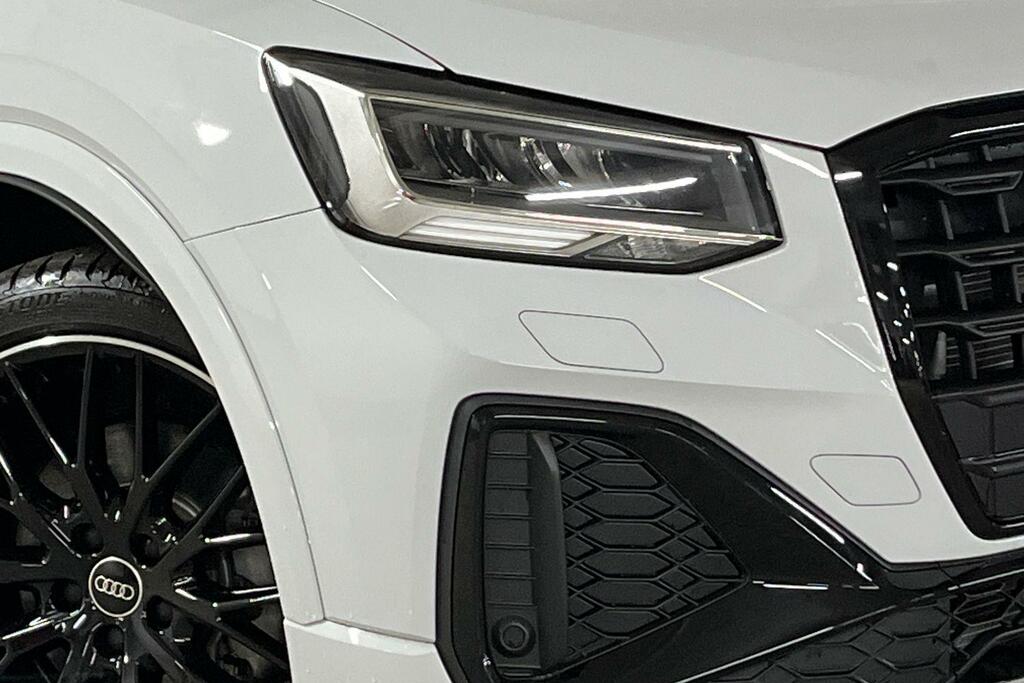 Audi Q2 35 Tfsi Black Edition Black #19