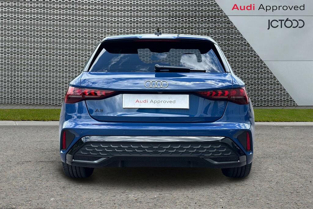 Audi A3 1.5 Tfsi 150 Black Ed S Tronic Tech Pack Green #7