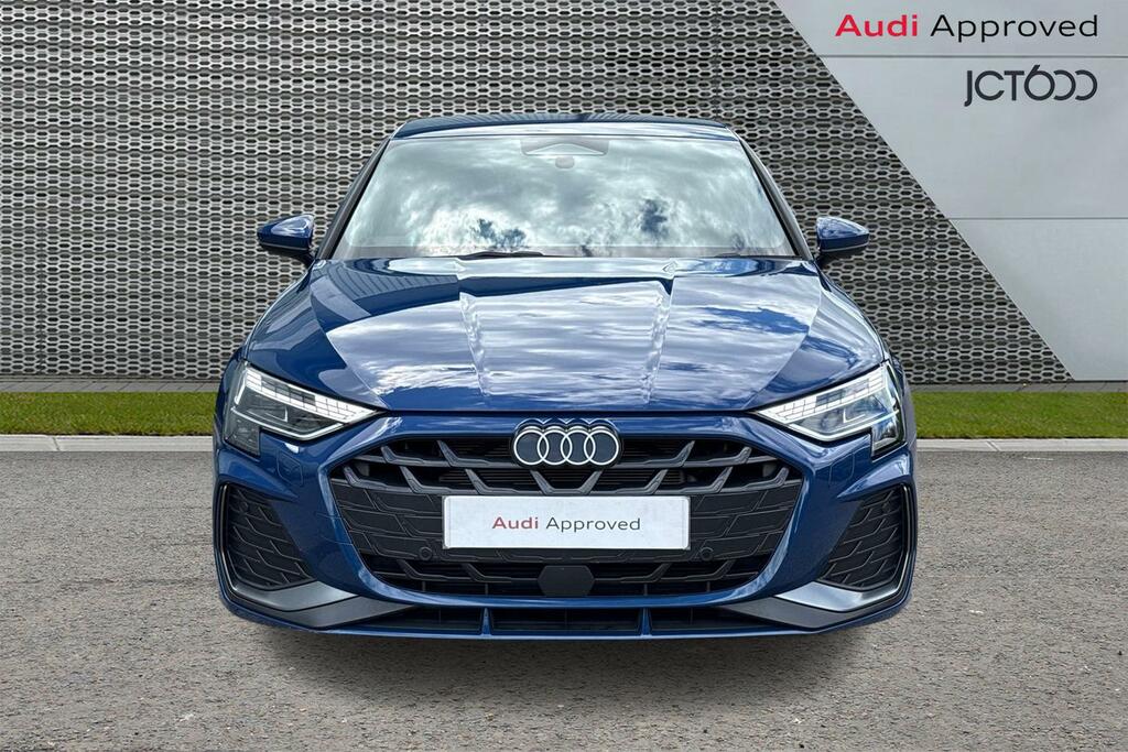Audi A3 1.5 Tfsi 150 Black Ed S Tronic Tech Pack Green #8