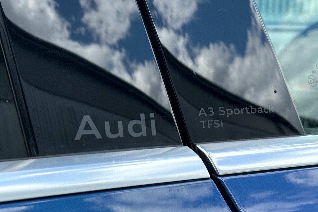 Audi A3 1.5 Tfsi 150 Black Ed S Tronic Tech Pack Green #27
