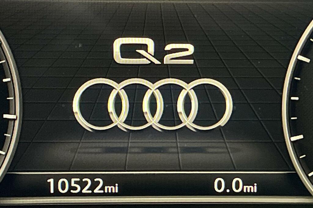 Audi Q2 35 Tfsi S Line S Tronic Grey #15