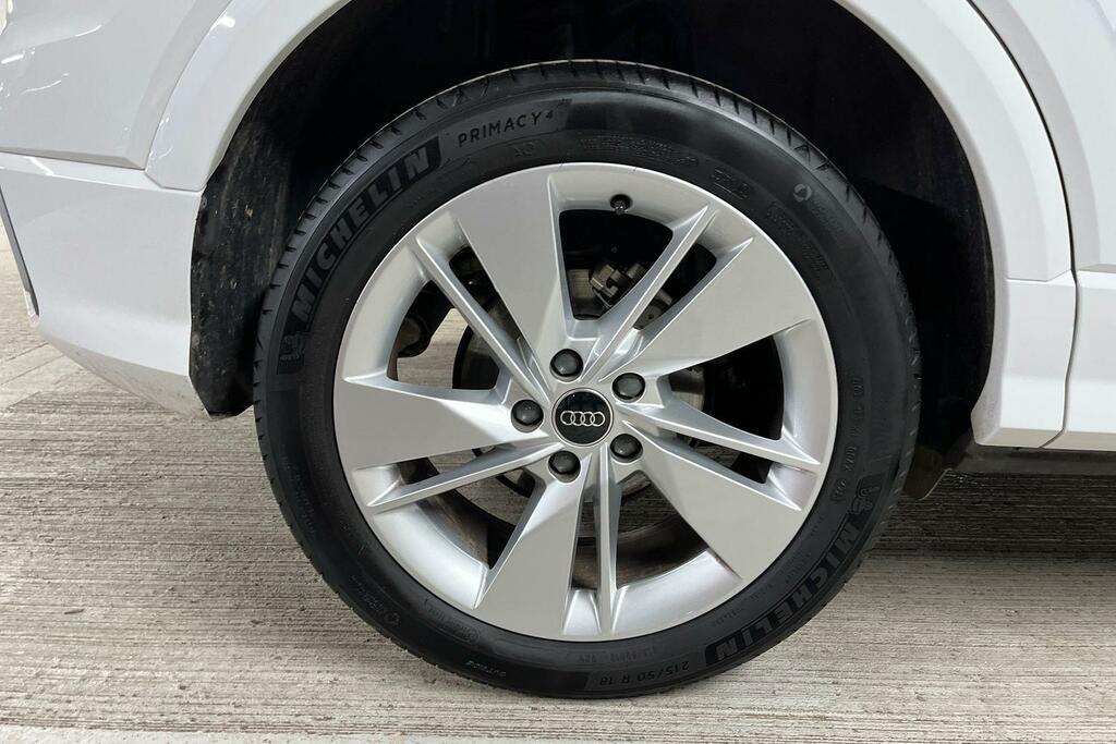 Audi Q2 35 Tfsi S Line S Tronic Grey #5