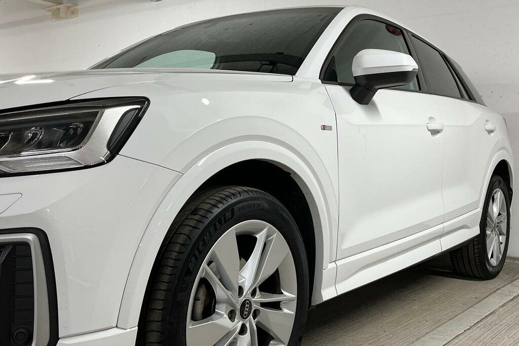Audi Q2 35 Tfsi S Line S Tronic Grey #30