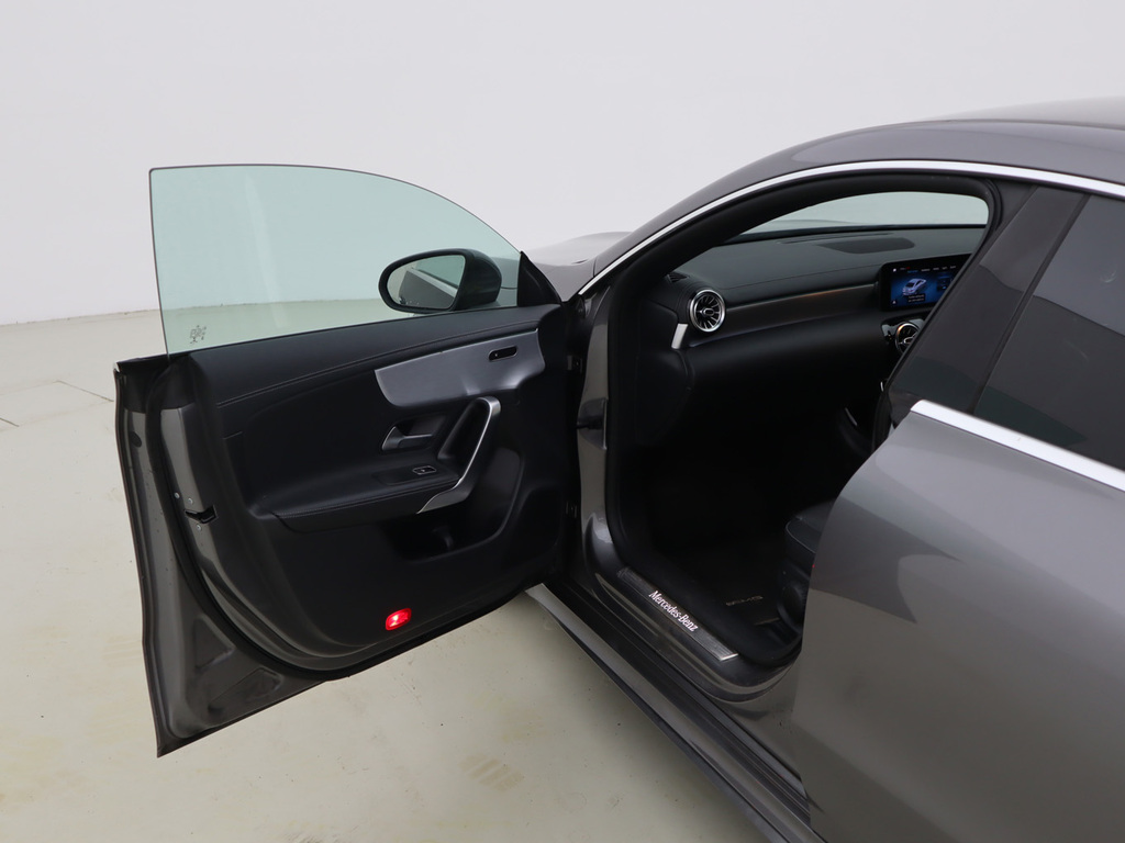 Mercedes-Benz CLA Class 200 Amg Line Premium Plus Tip White #20