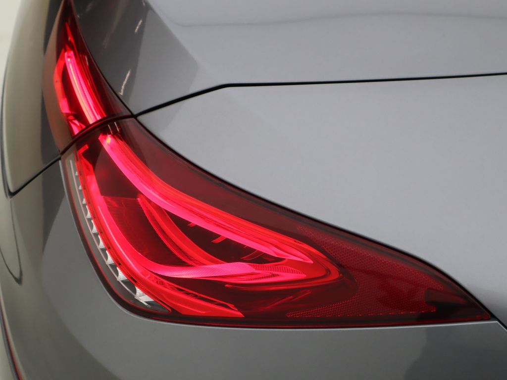 Mercedes-Benz CLA Class 200 Amg Line Premium Plus Tip White #24
