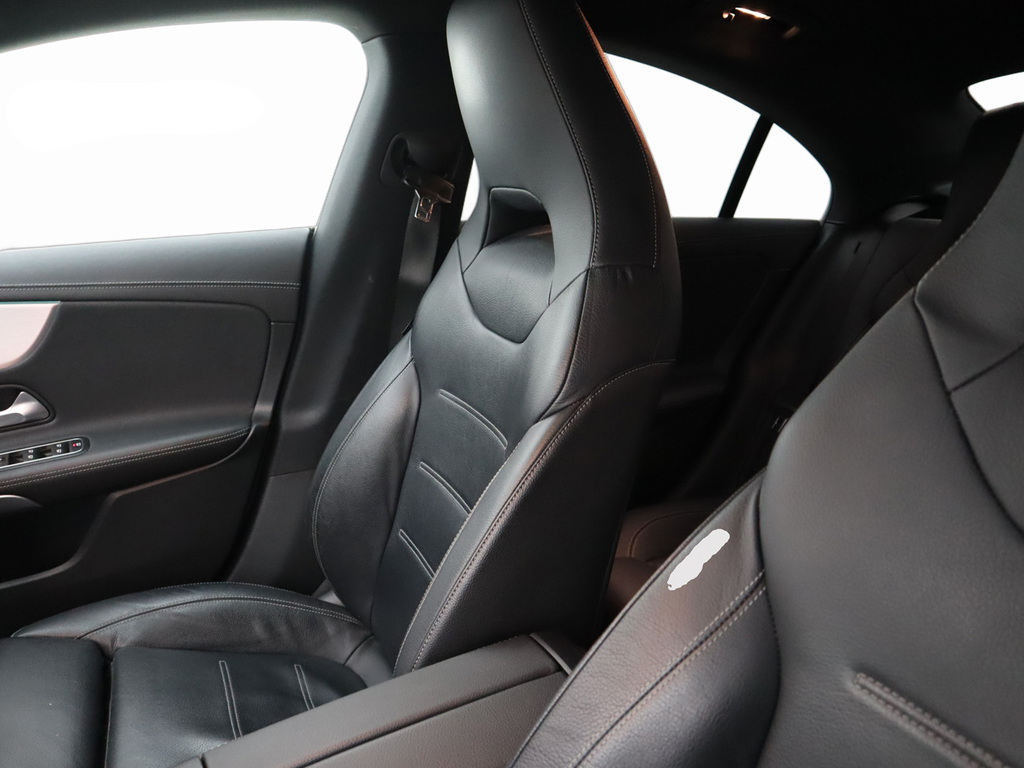 Mercedes-Benz CLA Class 200 Amg Line Premium Plus Tip White #16