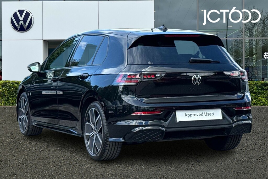 Volkswagen Golf 1.5 Tsi Life Black #3