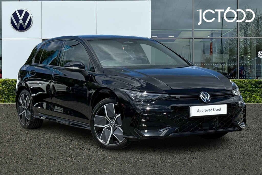 Volkswagen Golf 1.5 Tsi Life Black #1