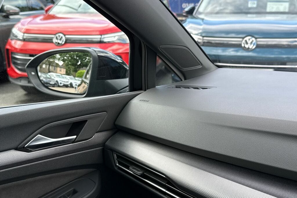 Volkswagen Golf 1.5 Tsi Life Black #43