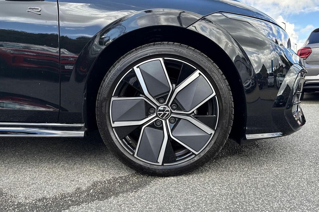 Volkswagen Golf 1.5 Tsi Life Black #5